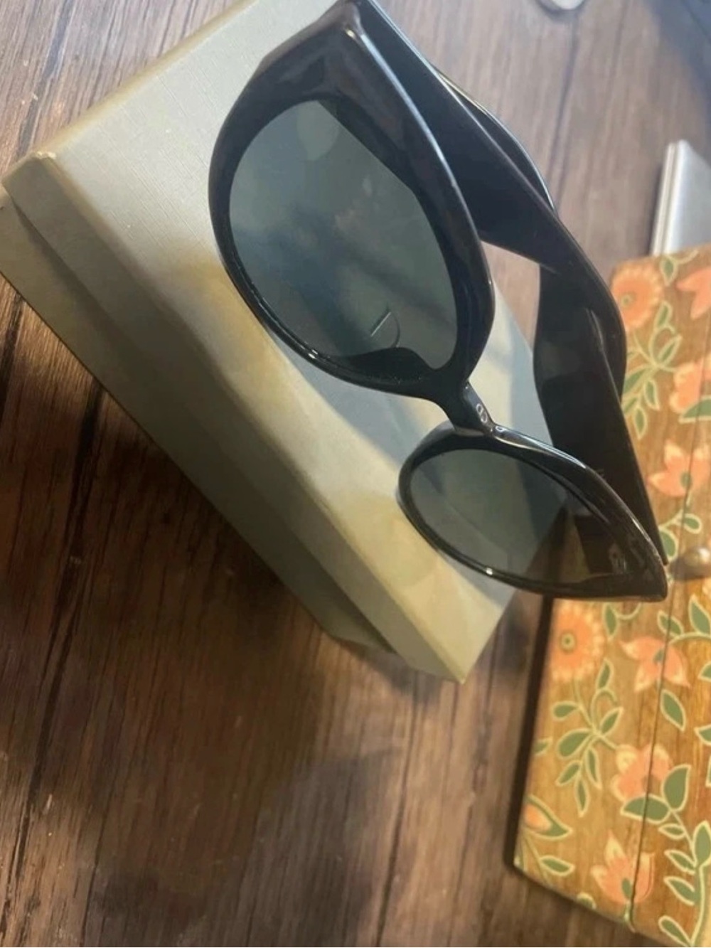 Authentic Dior Black Gloss Cat-Eye Sunglasses for Women